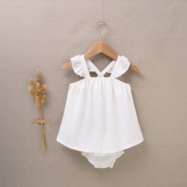 Imagen de Vestido con cubrepañal bebé niña blanco jesusito