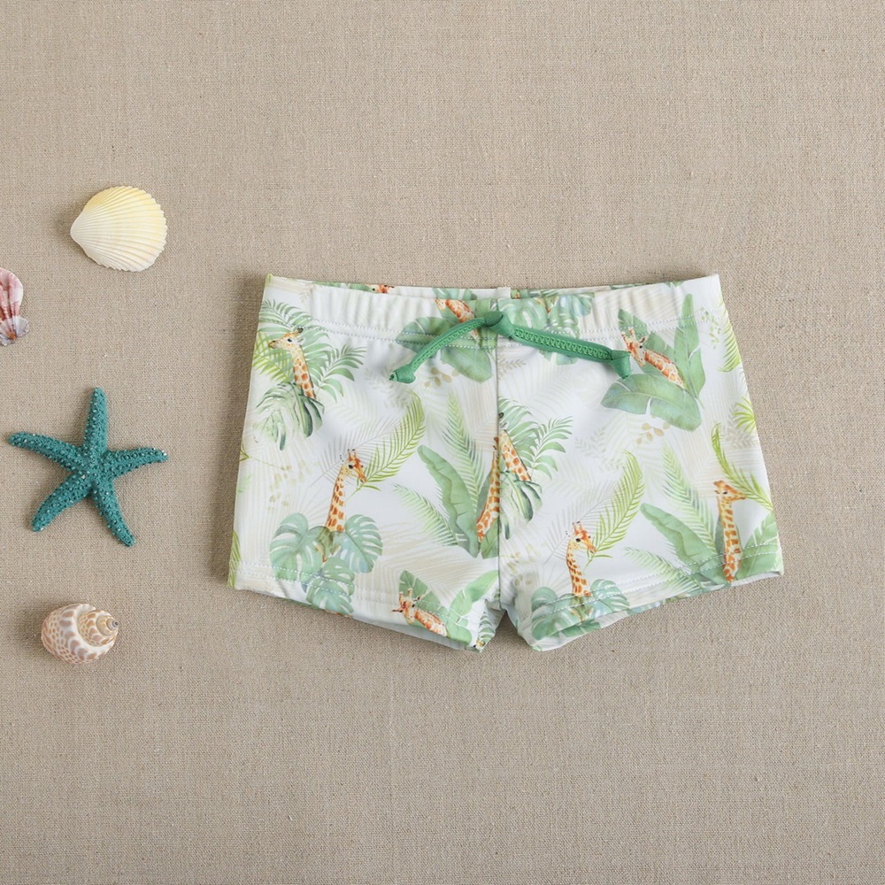 Imagen de Bañador bóxer de bebé niño en color verde con estampado y cordón elástico de color verde 