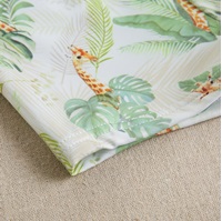 Imagen de Bañador bóxer de bebé niño en color verde con estampado y cordón elástico de color verde 