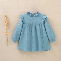 Imagen de Vestido de bebé niña tejido muselina con volantes en color azul
