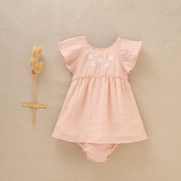 Imagen de Vestido de bebé niña en color salmón claro