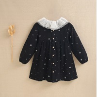 Imagen de Vestido de niña negro con estrellas en purpurina plata y cuello volante