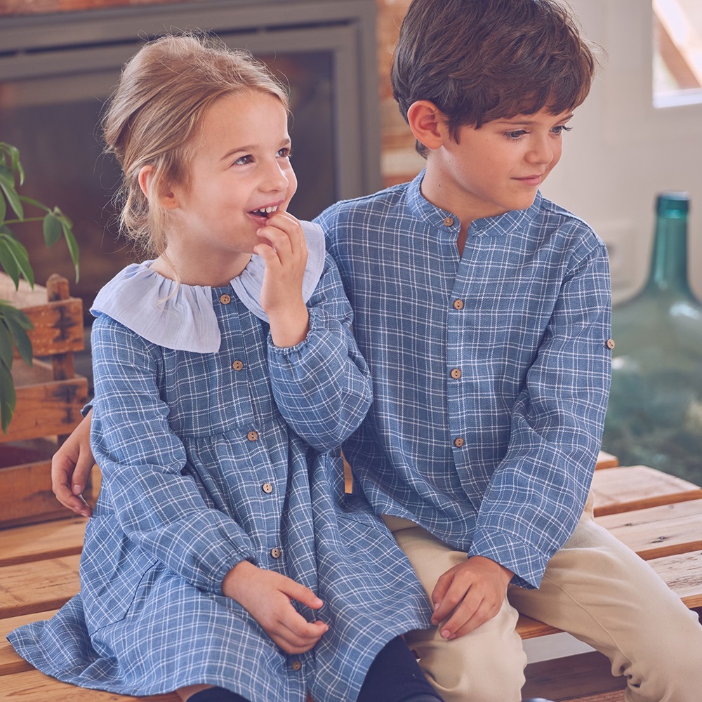 Imagen de Camisa de niño cuadros azul y blanco cuello mao