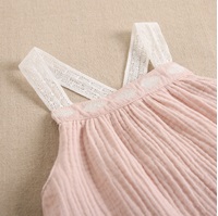 Imagen de Vestido de bebé niña estilo jesusito en bambula color rosa palo