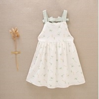 Imagen de Vestido de niña de tirantes con estampado blanco con patitos