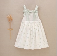 Imagen de Vestido de niña de tirantes con estampado blanco con patitos