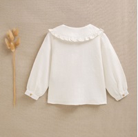 Imagen de Blusa bebé niña blanca con cuello peter pan