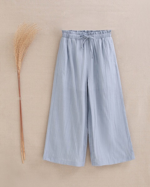 Imagen de Pantalón de niña azul pastel fluido