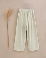 Imagen de Pantalón de niña verde pastel fluido con textura