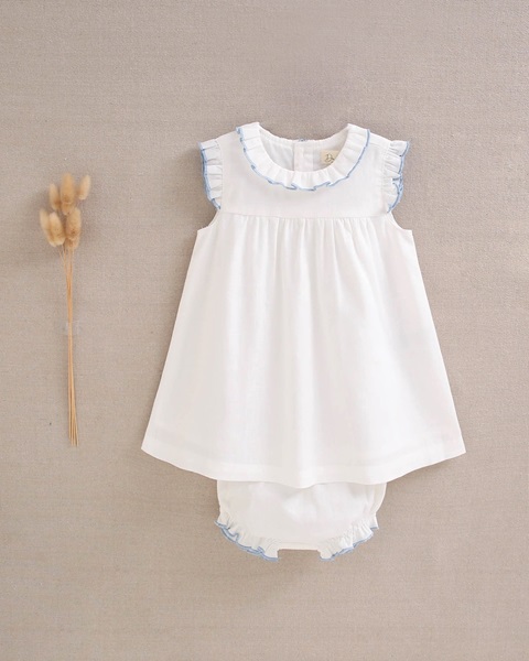 Imagen de Vestido de bebé blanco con bordes azules y braguita a juego