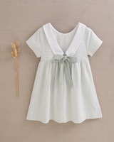 Imagen de Vestido de niña de rayas verde pastel y blanco con lazo