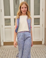 Imagen de Blusa de niña blanca con cordón ajustable