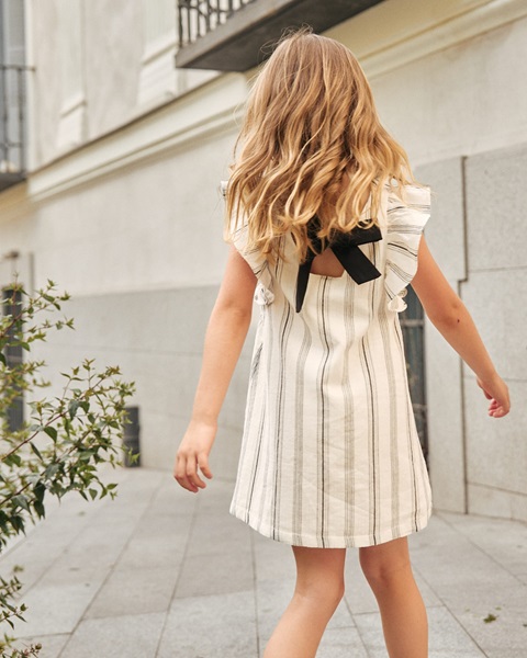 Imagen de Vestido de niña en rayas bicolor con lazo en espalda